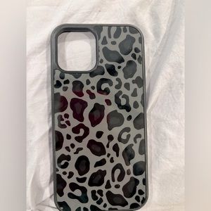 Black cheetah print iphone 12 pro phone case